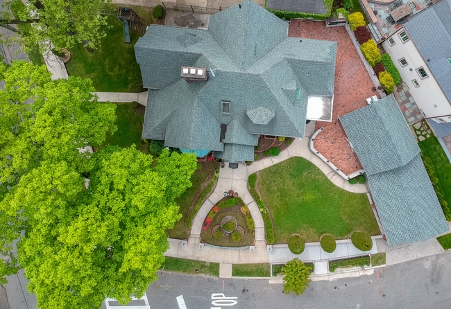 Building Photo - 18284 Radnor Rd