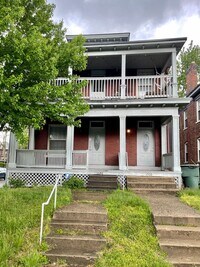 Building Photo - 3 bedroom 1.5 bath one block from Franklin Conservatory