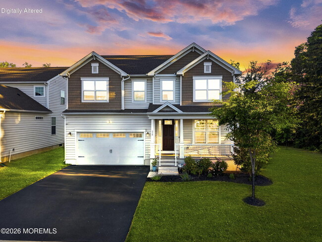 Building Photo - 319 Tulip Ct