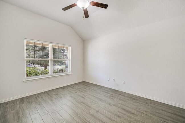 Building Photo - 3316 Amerigo Pl