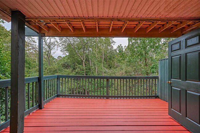 Building Photo - 8277 Kingsbrook Rd