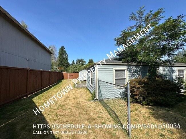 Building Photo - 4325 14th Way SE