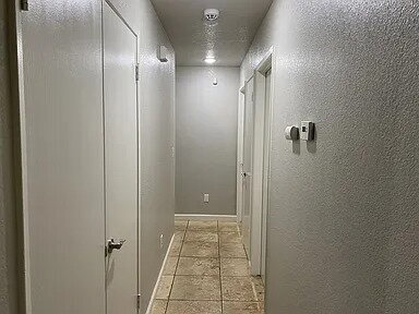 Building Photo - 3 BEDROOM 2 BATH SINGLE FAMILY   NEW PRICE!  AMENITIES: - NEW PAINT - DISHWASHER - LAUNDRY HOOKUP...
