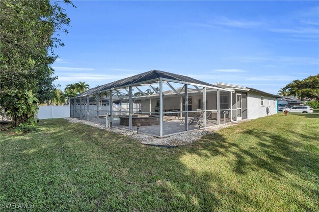 Building Photo - 226 Willowick Dr