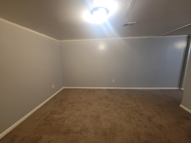 Building Photo - 1473 Mt Rainier Dr