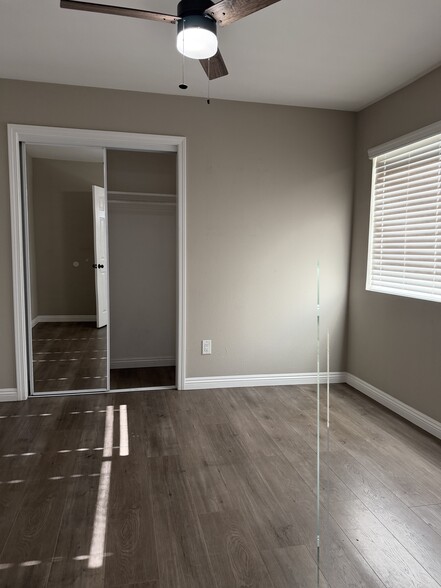 Building Photo - 15241 Dorian St