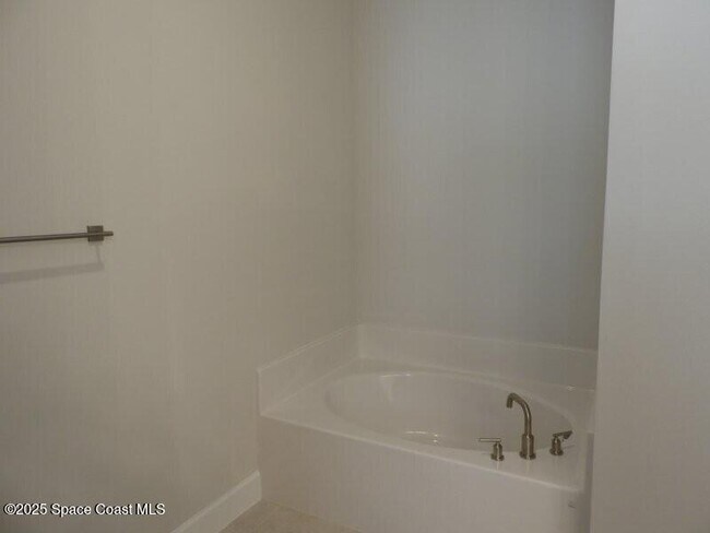 Building Photo - 1126 Kylar Dr NW