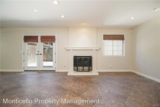 Building Photo - 4 br, 2.5 bath House - 21162 Surfwood Lane