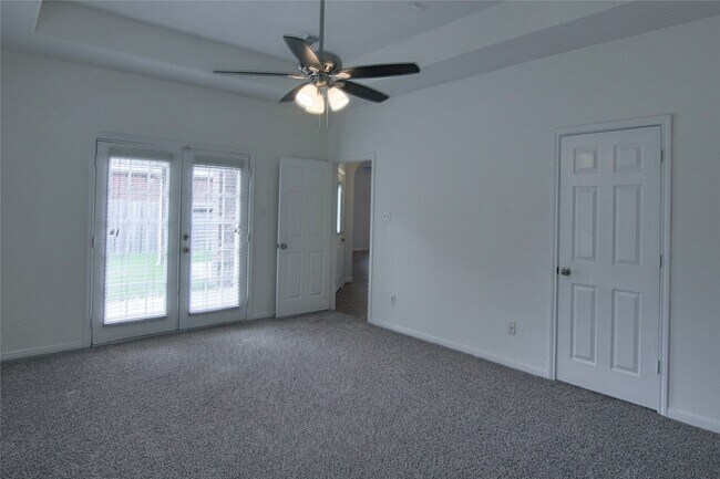 Building Photo - 322 Wild Bird Dr