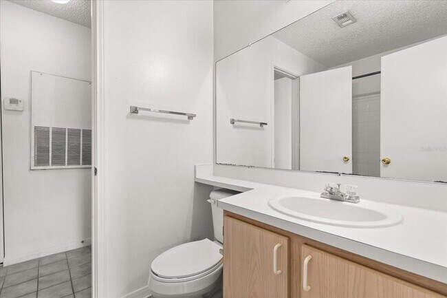 Building Photo - 2508 Grassy Point Dr