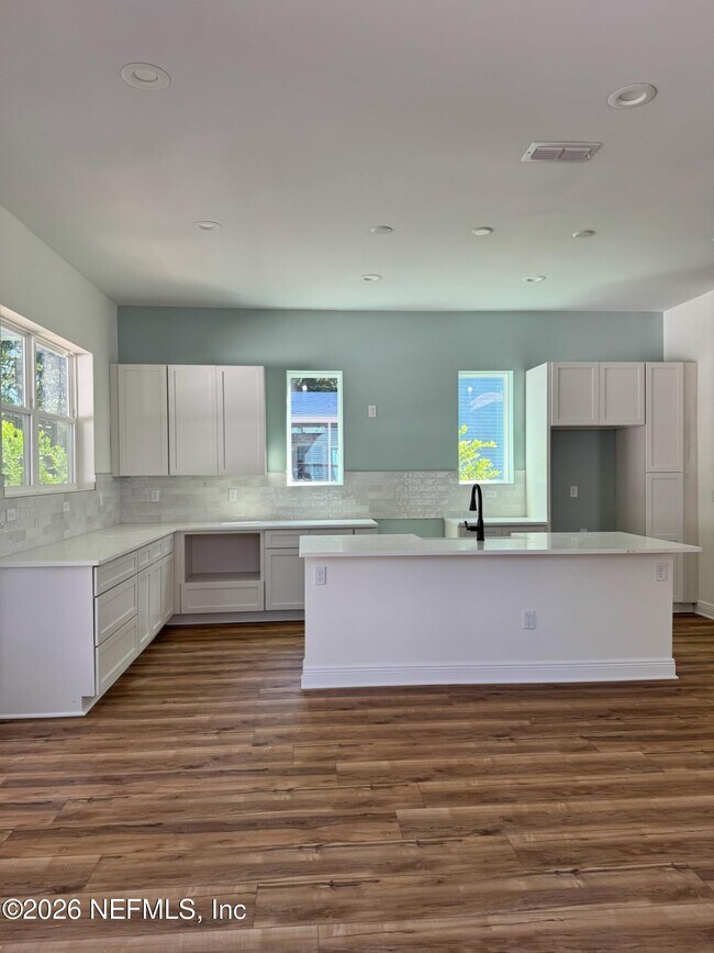 Building Photo - 2841 Post St