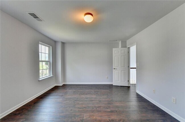 Building Photo - 831 New Liberty Way