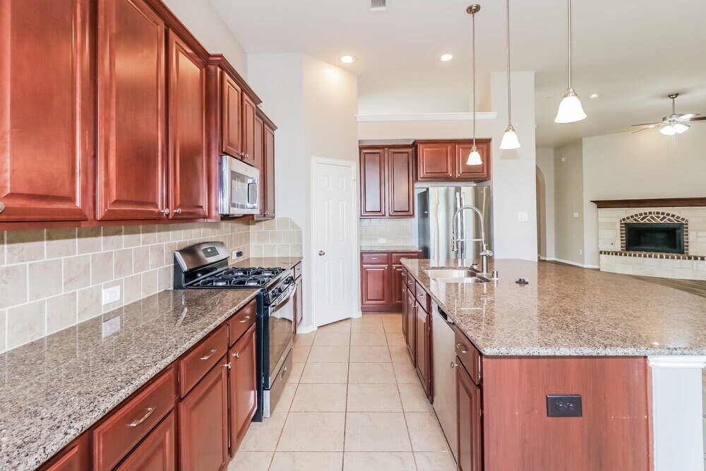 Building Photo - 29023 Oldfield Ct