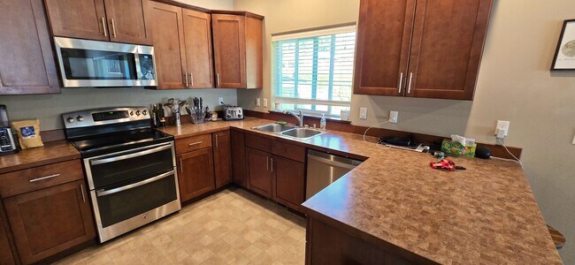 Building Photo - 10438 Buccaneer Pl