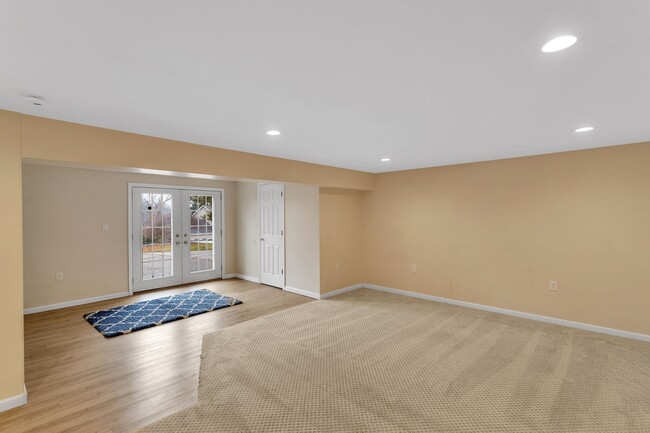 Building Photo - Updated 3BR Home Near Sewickley with Central Air & Finished Walk-Out Basement