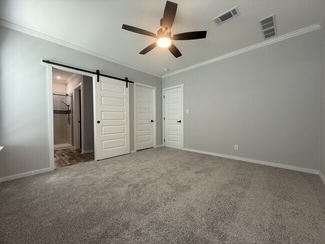 Building Photo - 5715 Camelford Dr