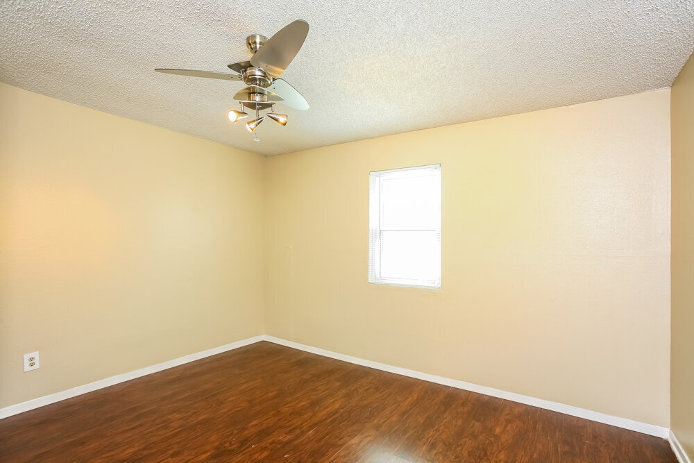 Building Photo - 913 Joe Bailey St