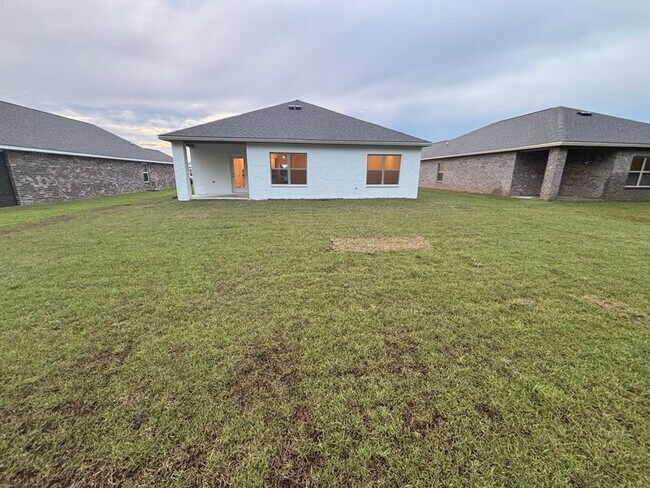 Building Photo - 14738 Dayton Cir