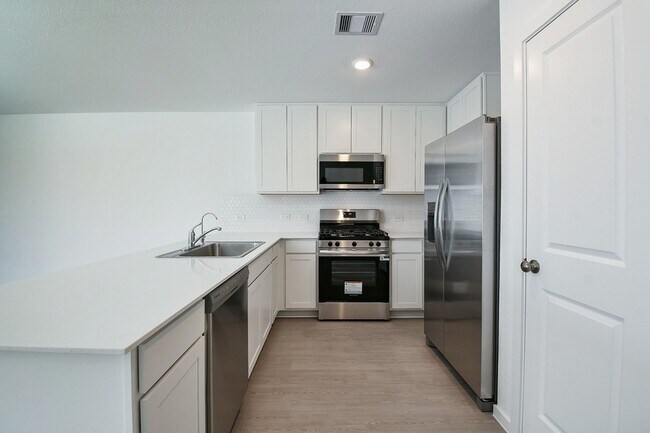 Building Photo - 6871 Flowering Ginger Ln