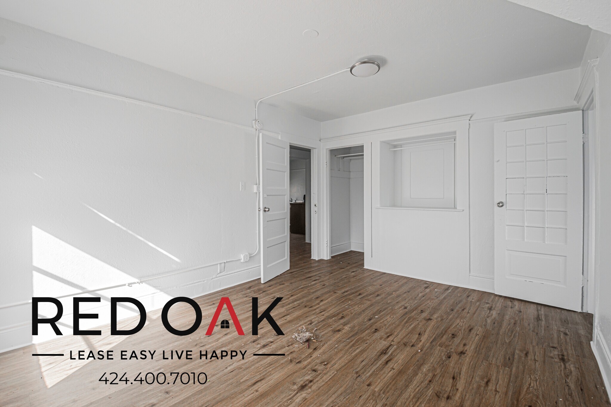 Building Photo - 615 S Soto St