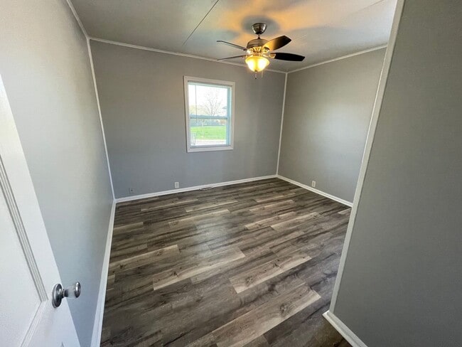 Building Photo - 2 Bedroom With a Finished Basement and Detached Garage
