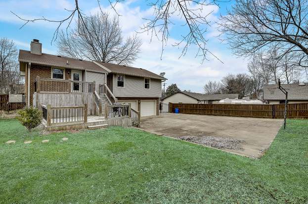 Building Photo - 119 Forest View Dr