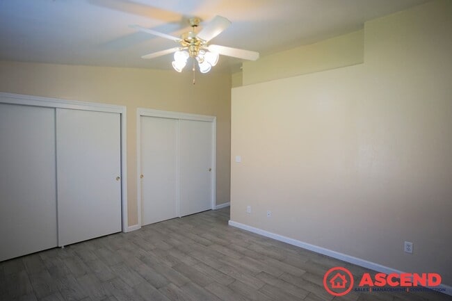Building Photo - Wonderful Home Off Merle Haggard and N Che...