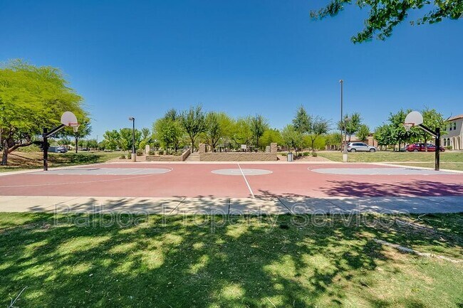 Building Photo - 4203 E Los Altos Rd