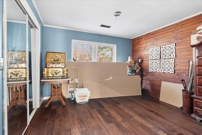 Building Photo - 3025 Cleveland Hwy