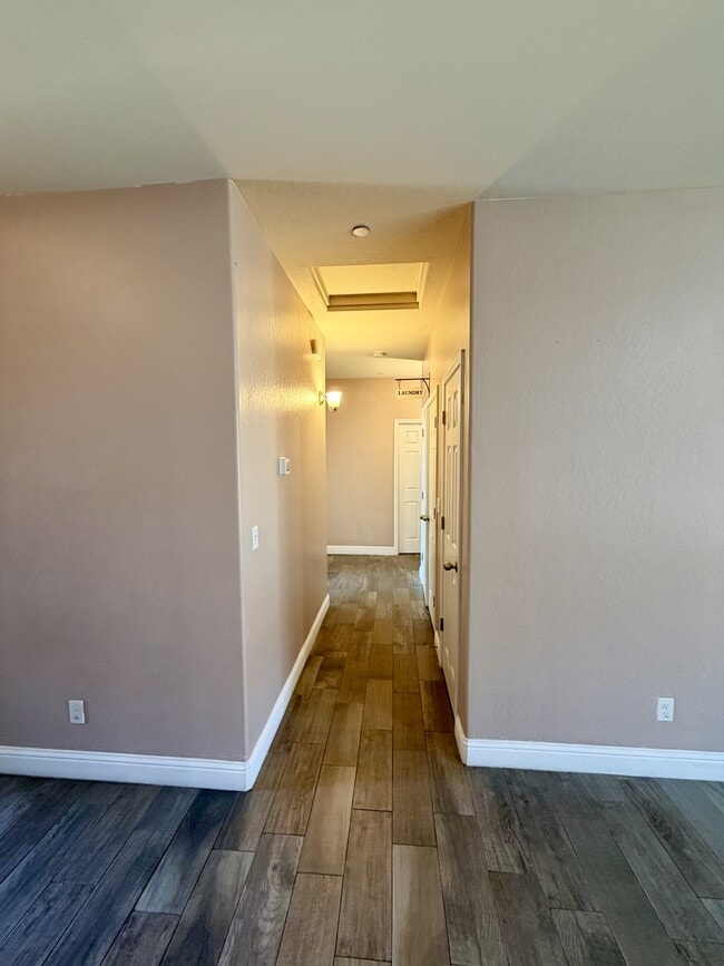 Building Photo - 1736 Berry St