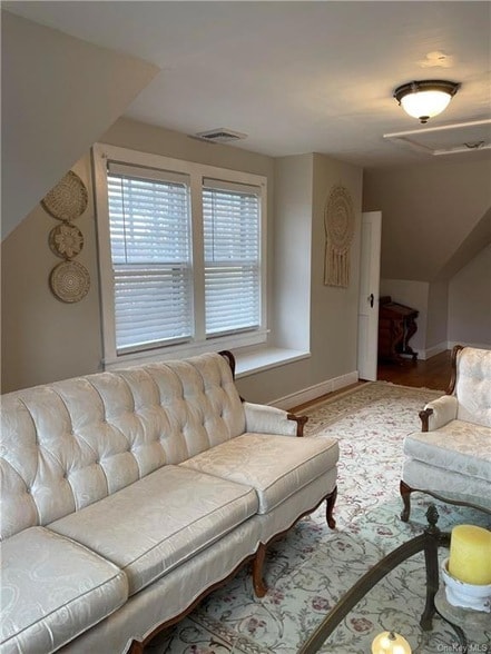 Building Photo - 21 Clinton Ave