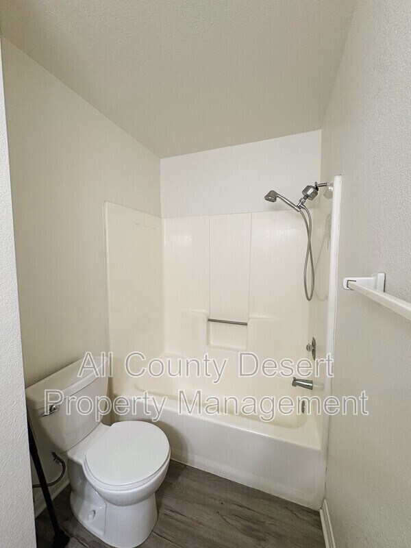 Building Photo - 2809 N Los Felices Rd