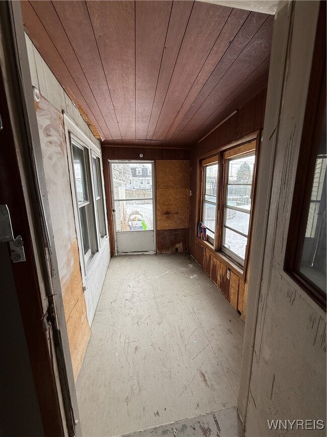 Building Photo - 40 B St