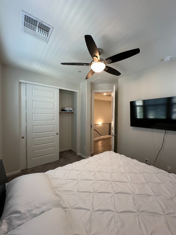Building Photo - 2090 S Dorsey Ln
