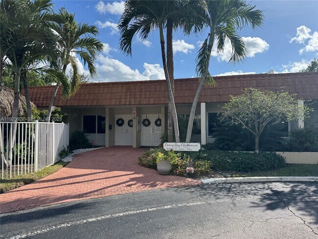 Building Photo - 5555 N Ocean Blvd