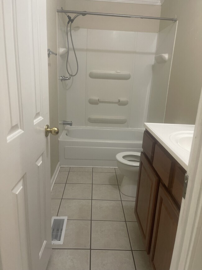 Building Photo - 4925 GA-17