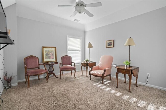 Building Photo - 3224 Wolf Club Ln SW