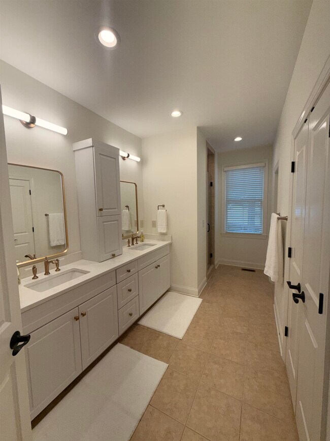 Building Photo - 1140 Starboard Dr