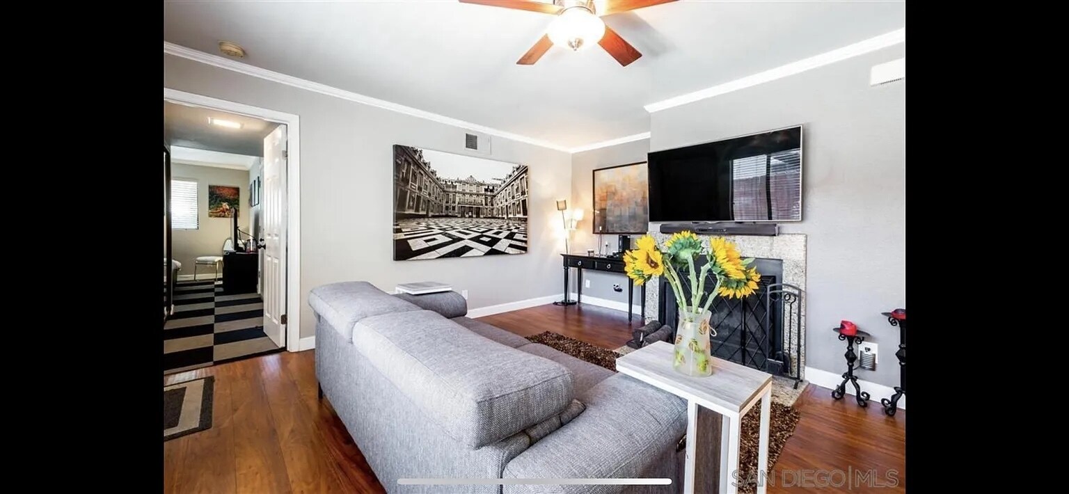 Building Photo - 4541 Utah St