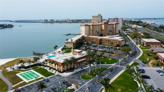 Building Photo - 5200 Brittany Dr S