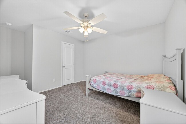 Building Photo - 40347 Blossom Vly Ln