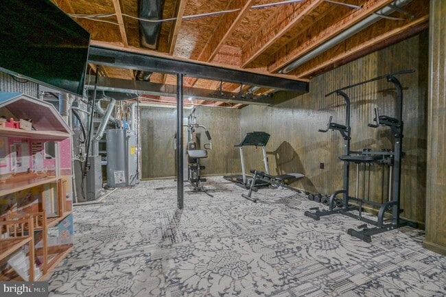 Building Photo - 8324 Tenbrook Dr