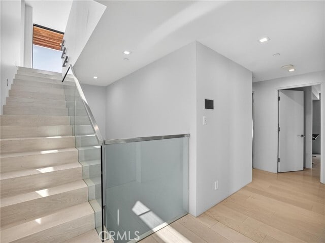 Building Photo - 703 N Lucia Ave