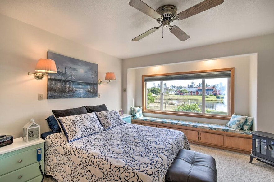 Building Photo - 34910 G St