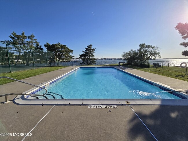 Building Photo - 100 Seaview Ave