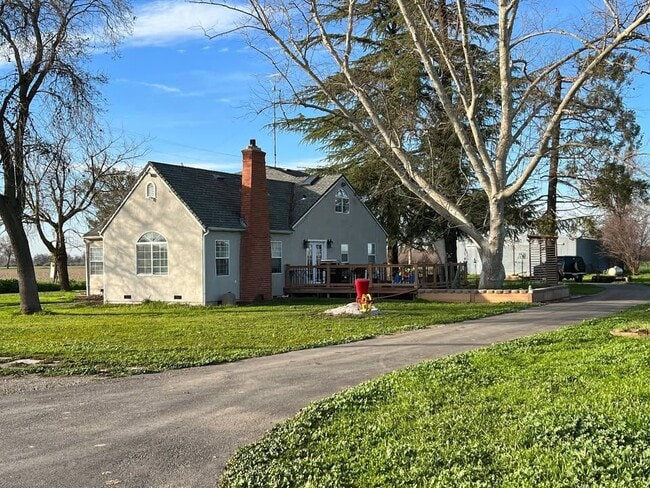 Building Photo - 37460 Co Rd 19A