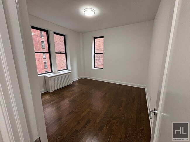 Building Photo - WEST 58 STREET
