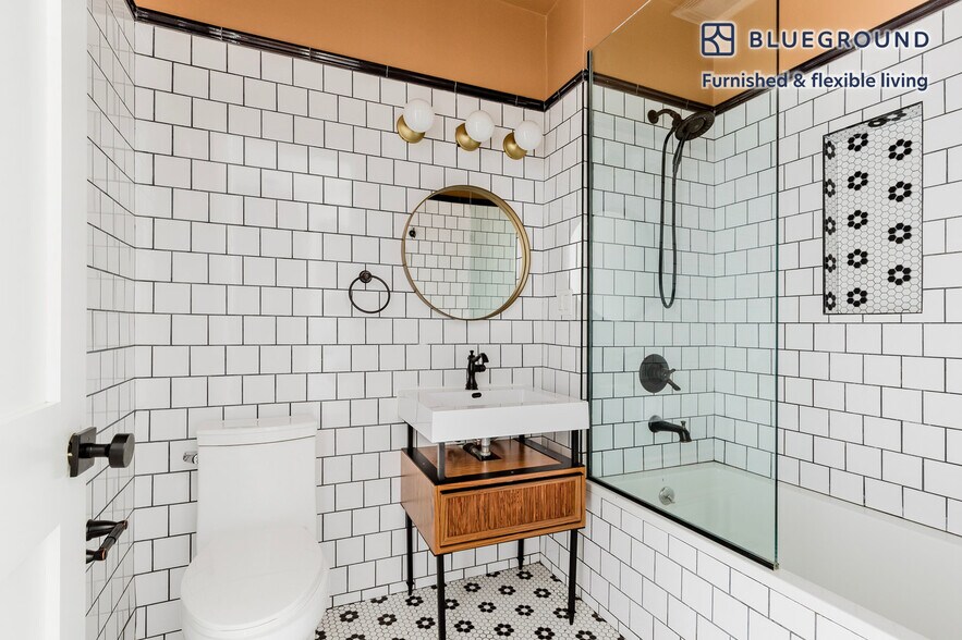 Building Photo - 187 Kent Ave