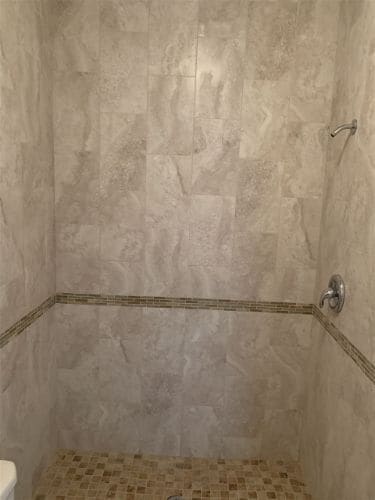 Building Photo - 631 Newark Ave