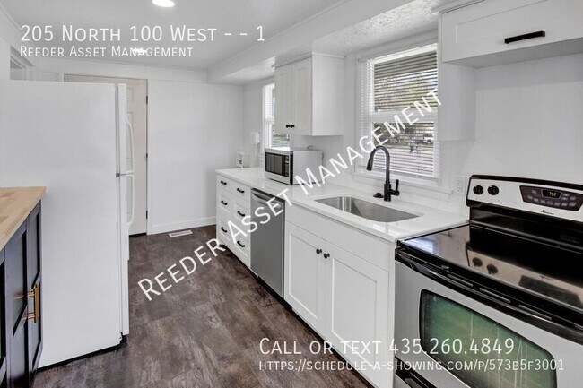 Building Photo - 205 N 100 W